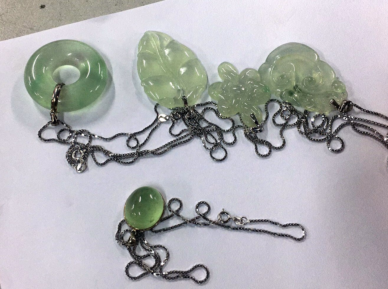 翡翠吊坠等一批